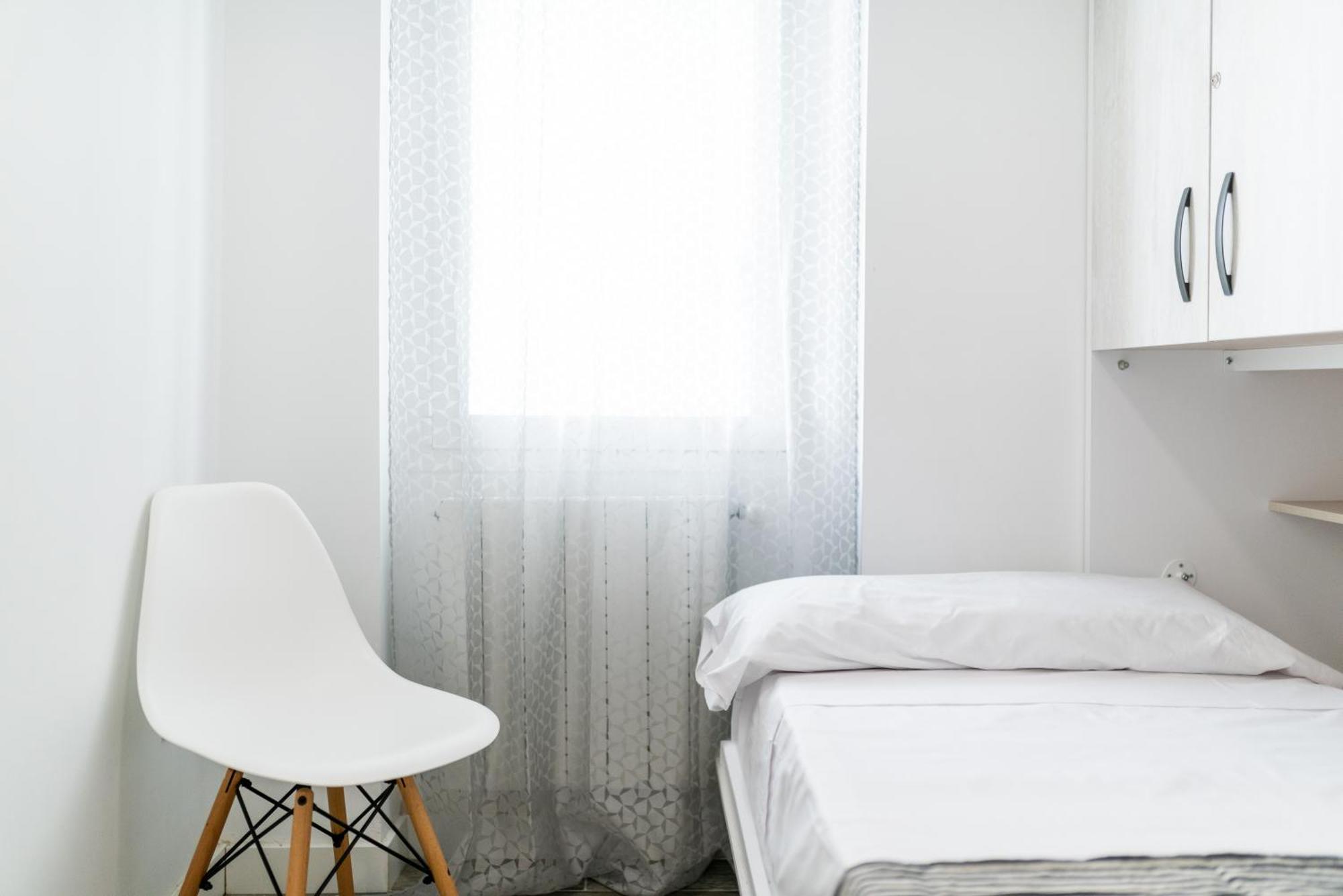 Pajaritos Suites Junto A Centro, Estacion De Tren Y Plaza De Toros Granada Bagian luar foto