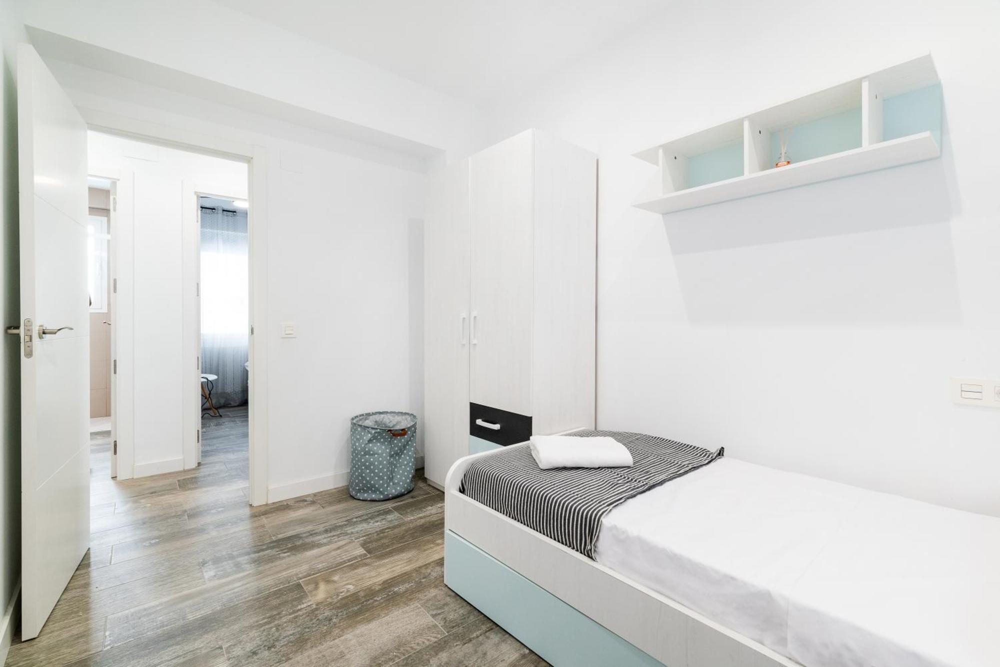 Pajaritos Suites Junto A Centro, Estacion De Tren Y Plaza De Toros Granada Bagian luar foto